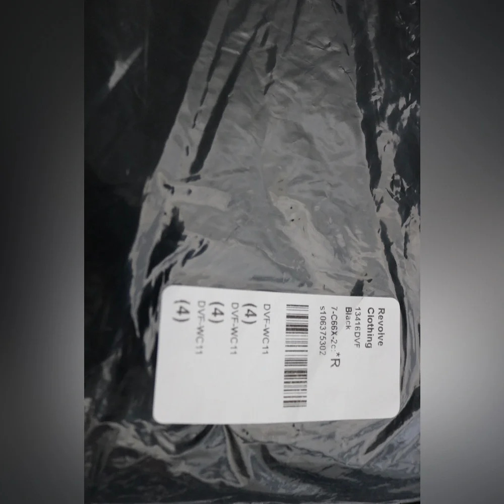 NWT- Black Diane Von Furstenberg Ireland wide-leg jumpsuit in black- size 4 - Picture 9 of 9